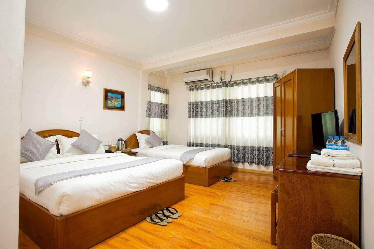 Thiha Bala Hotel Мемьо Экстерьер фото